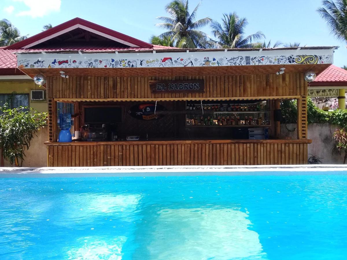 סאן ג'ואן Apo Diver Beach Resort מראה חיצוני תמונה