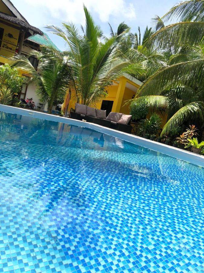 סאן ג'ואן Apo Diver Beach Resort מראה חיצוני תמונה