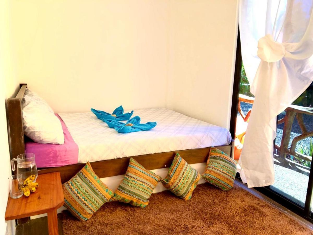 סאן ג'ואן Apo Diver Beach Resort מראה חיצוני תמונה