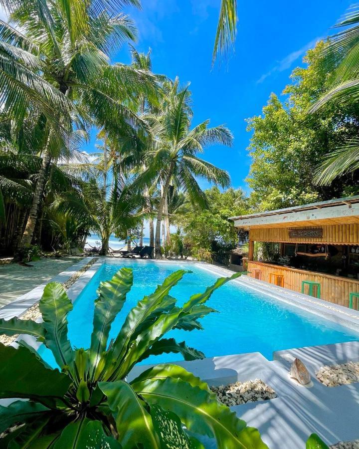 סאן ג'ואן Apo Diver Beach Resort מראה חיצוני תמונה