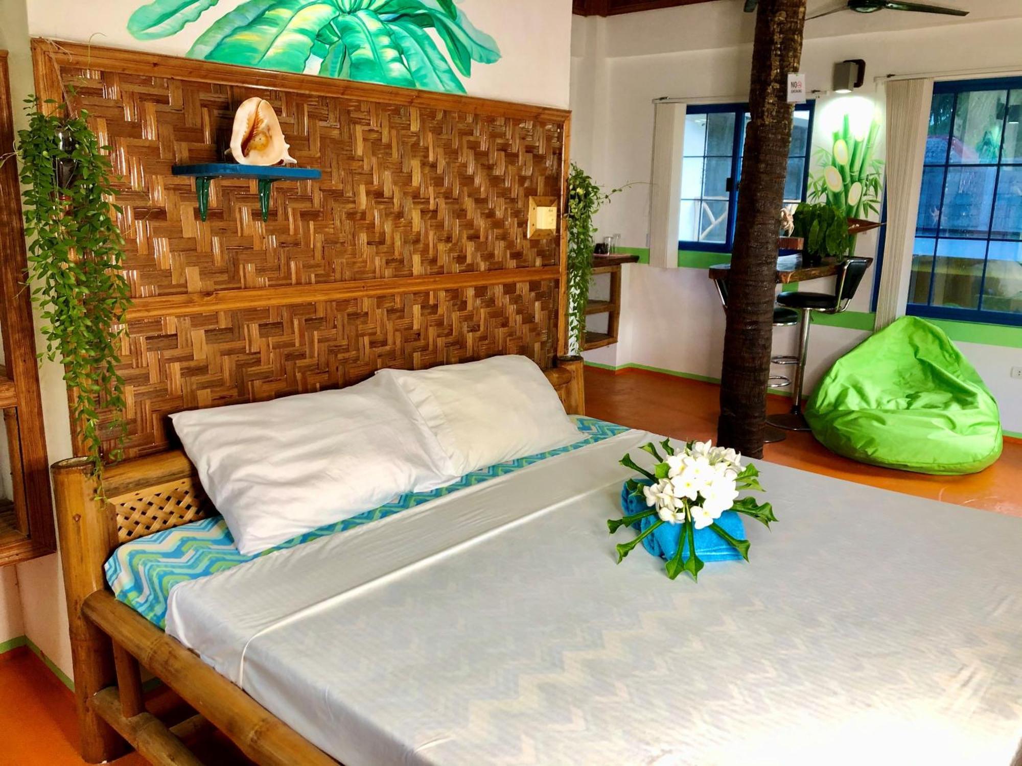 סאן ג'ואן Apo Diver Beach Resort חדר תמונה